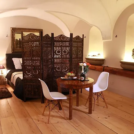 Lazenska 9 Apartman