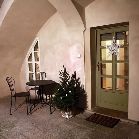 Lazenska 9 Prag